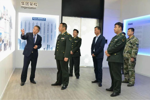 湖州市军分区领导访问巨人集团