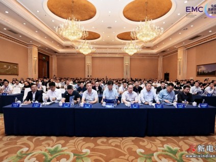 以数智破界！LINVOL领沃焕新方案亮相电梯更新大会