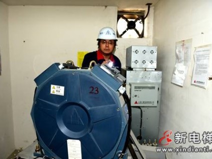 上海三菱电梯申请曳引机远程手动松闸装置专利，可对制动器进行手动松闸