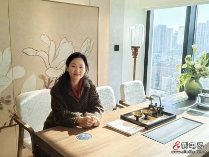 新电梯网总裁新年贺词：跨越