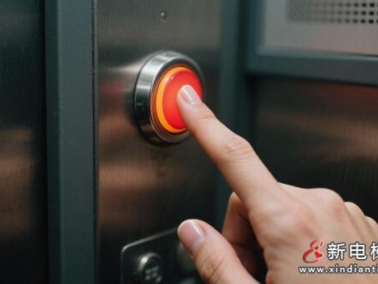 上海这些新小区同一品牌电梯隐患丛生，频繁故障