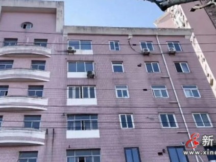 上海四川北路某小区4部老旧电梯焕新 从“忐忑”到“踏实”的幸福升级