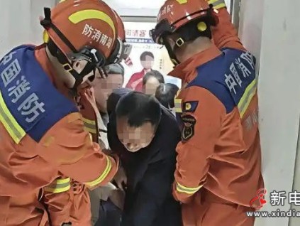 5分钟救出7人！湖南长沙消防“托举”式救援暖心又硬核