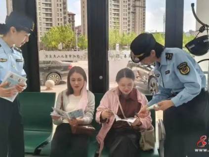 山东滨州沾化区市场监管局进医院普及电梯安全 守护就医出行防线