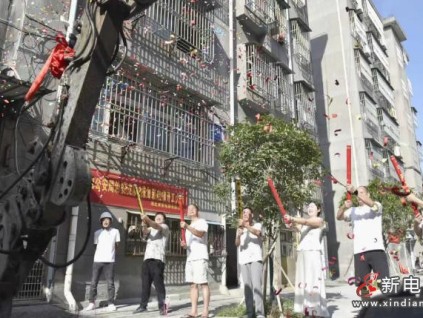 湖北潜江老旧小区加装电梯提速 61部电梯托起民生出行幸福感